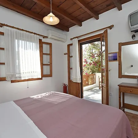 Hippocampus Apartment