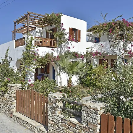 Hippocampus * Antiparos Town