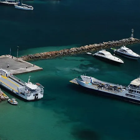 Hippocampus Apartment Antiparos Town